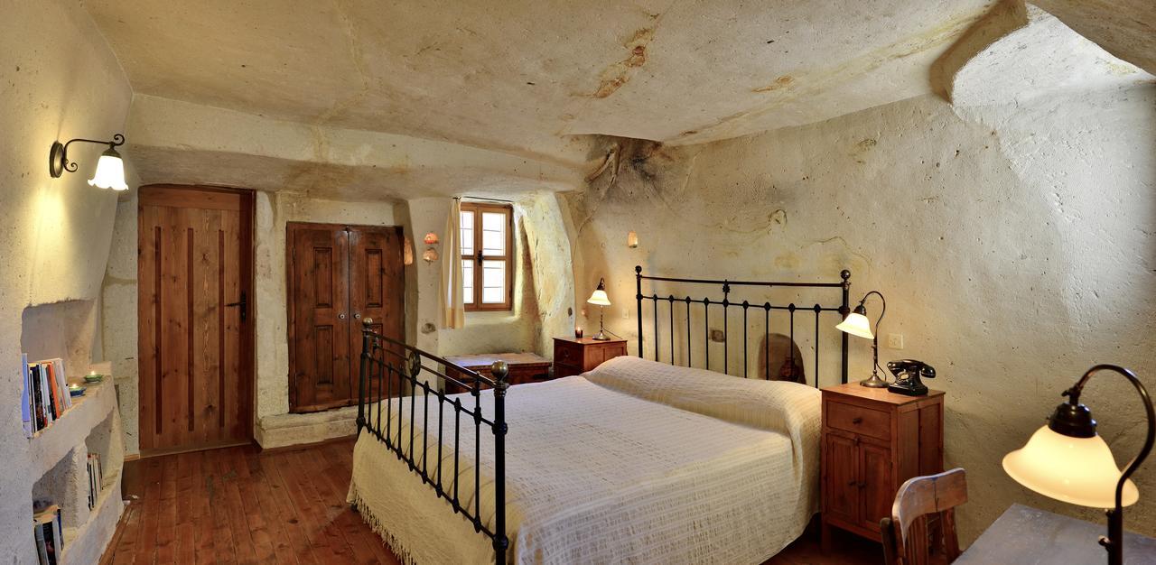 Esbelli Evi Cave Houses อูร์กุบ ภายนอก รูปภาพ